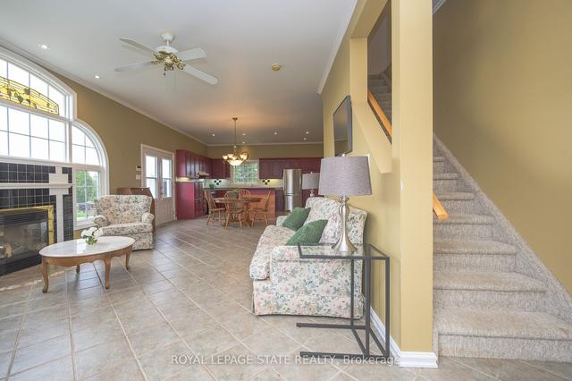 3142 Jerseyville Rd, House detached with 5 bedrooms, 3 bathrooms and 14 parking in Hamilton ON | Image 34