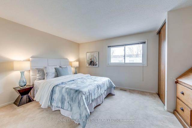 19 Dutch Myrtle Way, Townhouse with 3 bedrooms, 4 bathrooms and 2 parking in Toronto ON | Image 29