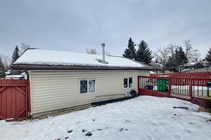 356 Shawcliffe Circle Sw, House detached with 2 bedrooms, 2 bathrooms and 3 parking in Calgary AB | Image 34