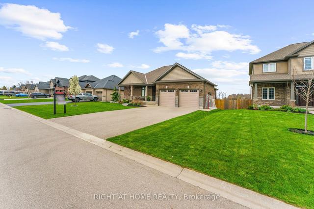 17 Morning Glory Dr, House detached with 3 bedrooms, 3 bathrooms and 6 parking in Tillsonburg ON | Image 33
