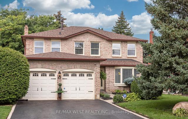 37 Monte Vista Tr, House detached with 4 bedrooms, 4 bathrooms and 6 parking in Brampton ON | Image 1