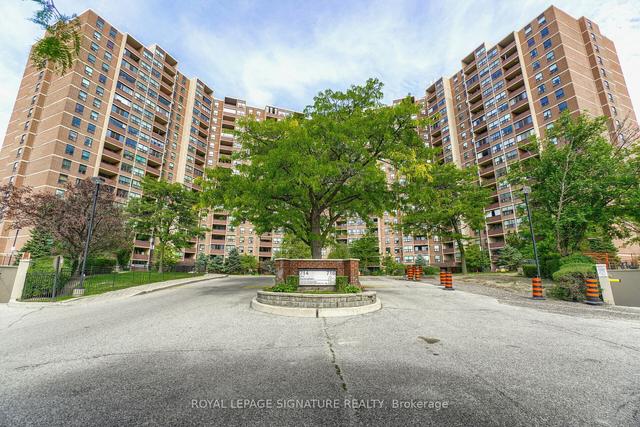 401 - 716 The West Mall, Condo with 2 bedrooms, 2 bathrooms and 1 parking in Toronto ON | Image 12