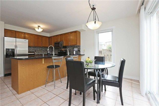 86 Rushmore Crt, House detached with 3 bedrooms, 3 bathrooms and 6 parking in Markham ON | Image 8