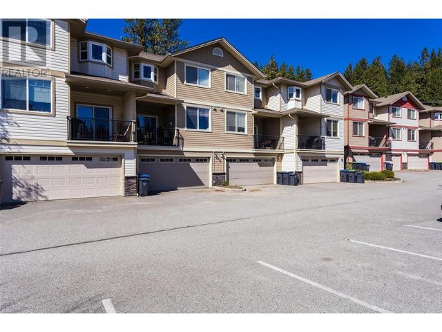 6 - 3277 Broadview Road, House attached with 3 bedrooms, 2 bathrooms and 4 parking in West Kelowna BC | Image 44