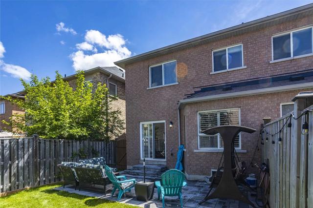 109 Win Timbers Cres, House semidetached with 3 bedrooms, 4 bathrooms and 3 parking in Whitchurch Stouffville ON | Image 35