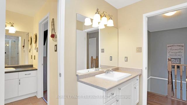914 Shelborne St, House semidetached with 3 bedrooms, 4 bathrooms and 2 parking in London ON | Image 14