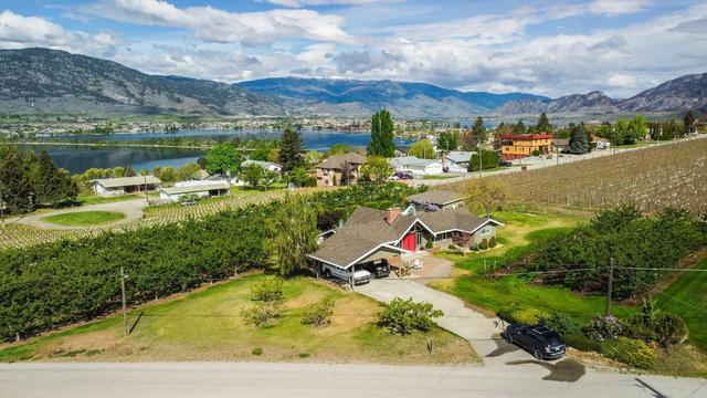 3102 30th Avenue, House detached with 4 bedrooms, 2 bathrooms and 4 parking in Okanagan Similkameen A BC | Image 2