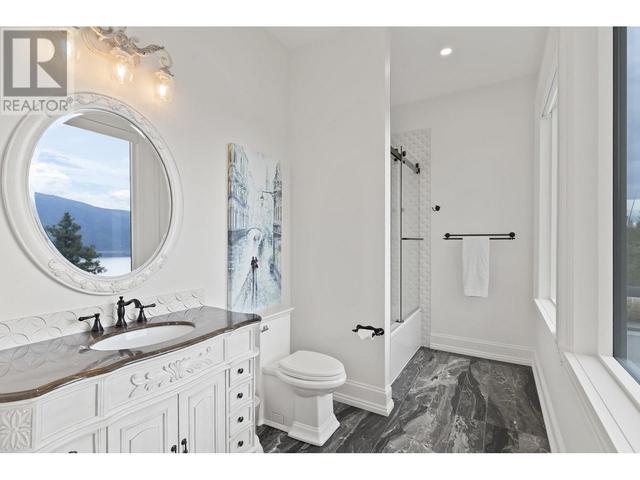 3151 Shayler Road, House detached with 4 bedrooms, 5 bathrooms and 3 parking in Kelowna BC | Image 33