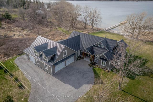 332 Spithead Rd, House detached with 5 bedrooms, 3 bathrooms and 9 parking in Frontenac Islands ON | Image 35