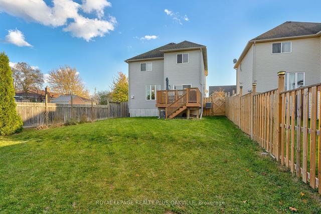 5 Corbin St, House detached with 3 bedrooms, 3 bathrooms and 5 parking in St. Catharines ON | Image 26