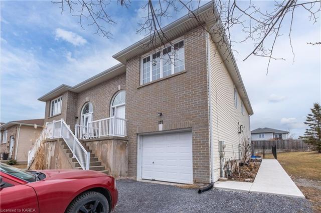 171 Briceland Street, House semidetached with 4 bedrooms, 2 bathrooms and 4 parking in Kingston ON | Image 29
