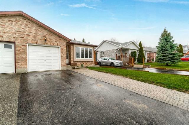 227b Auburn Dr, House semidetached with 3 bedrooms, 3 bathrooms and 3 parking in Waterloo ON | Image 23