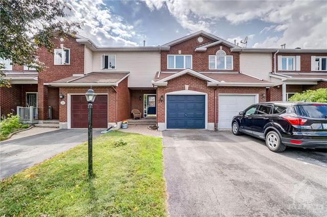 244 Stoneway Drive, Townhouse with 3 bedrooms, 2 bathrooms and 3 parking in Ottawa ON | Image 1