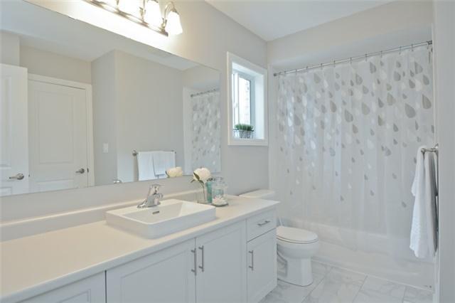 2528 Secreto Dr, House detached with 3 bedrooms, 3 bathrooms and 2 parking in Oshawa ON | Image 18