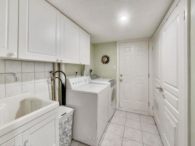 436 Gilbert Ave, House semidetached with 3 bedrooms, 4 bathrooms and 5 parking in Toronto ON | Image 28