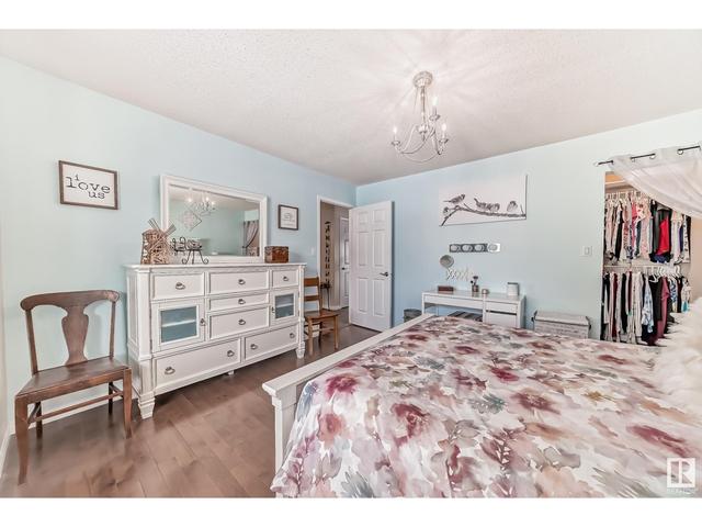 147 Knottwood Rd N Nw, House attached with 2 bedrooms, 2 bathrooms and null parking in Edmonton AB | Image 19