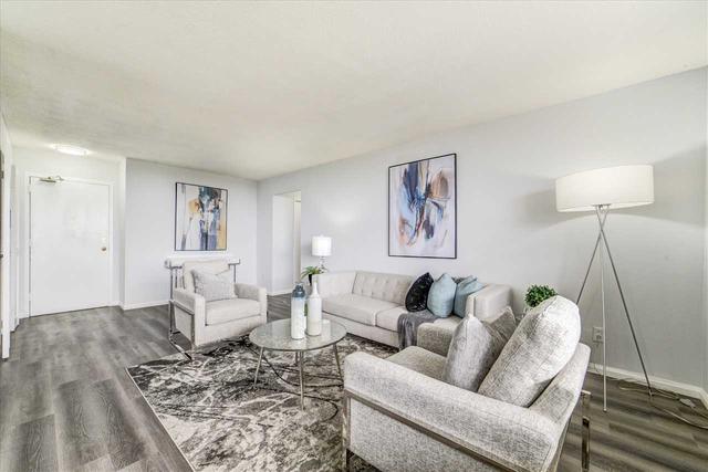 412 - 2550 Pharmacy Ave, Condo with 2 bedrooms, 1 bathrooms and 1 parking in Toronto ON | Image 4