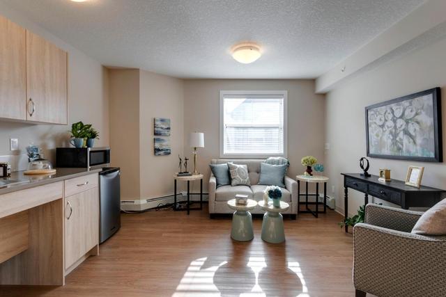 103 - 2635 Eversyde Avenue Sw, Condo with 2 bedrooms, 2 bathrooms and null parking in Calgary AB | Image 5