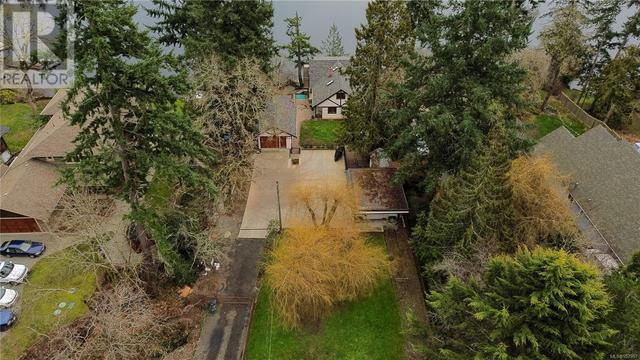 4895 Prospect Lake Rd, House detached with 4 bedrooms, 3 bathrooms and 6 parking in Saanich BC | Image 54