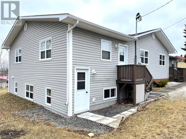 14 Richmond Street, House other with 4 bedrooms, 2 bathrooms and null parking in Grand Falls-Windsor NL | Image 2