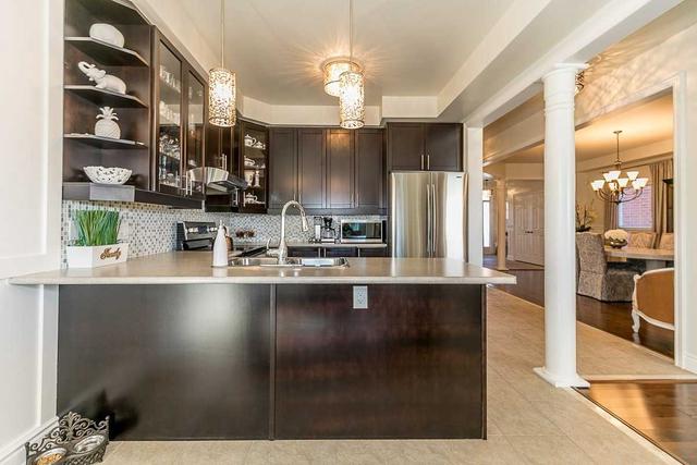 110 Sun King Cres, House detached with 4 bedrooms, 4 bathrooms and 6 parking in Barrie ON | Image 6