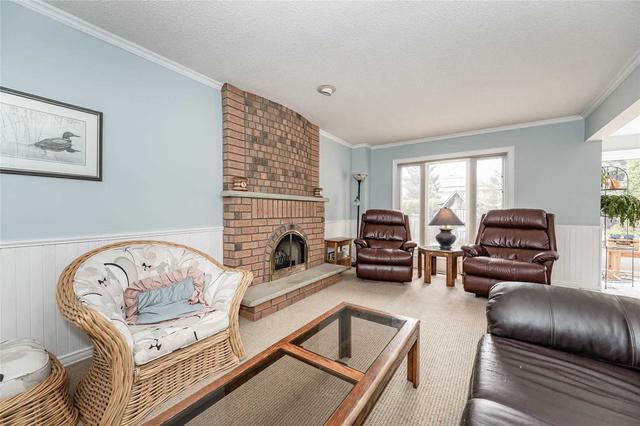 1020 Glenashton Dr, House detached with 4 bedrooms, 3 bathrooms and 6 parking in Oakville ON | Image 7