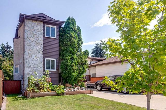 77 Goodall Avenue, House detached with 2 bedrooms, 2 bathrooms and 2 parking in Red Deer AB | Image 4