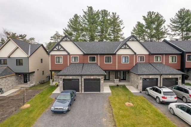 181 Dion Avenue, Townhouse with 3 bedrooms, 3 bathrooms and 2 parking in Clarence Rockland ON | Image 2