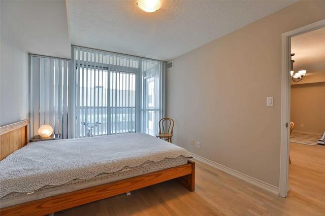 522 - 35 Hollywood Ave, Condo with 2 bedrooms, 2 bathrooms and 1 parking in Toronto ON | Image 16