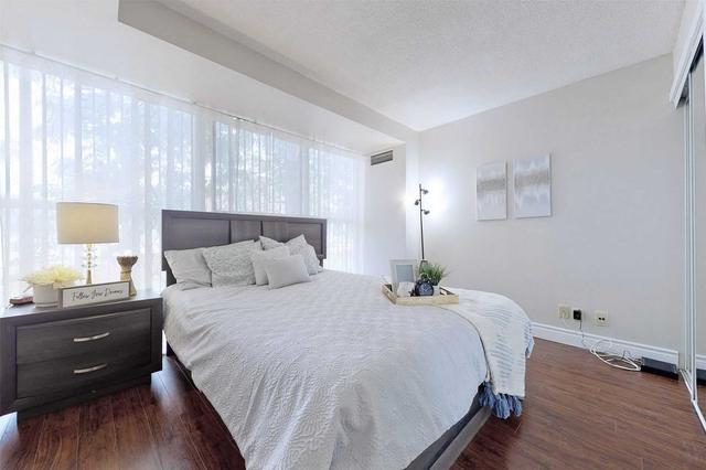 101 - 25 Trailwood Dr, Condo with 2 bedrooms, 2 bathrooms and 1 parking in Mississauga ON | Image 16