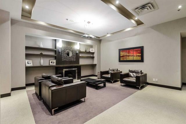 ph3410 - 80 Absolute Ave, Condo with 1 bedrooms, 2 bathrooms and 1 parking in Mississauga ON | Image 32