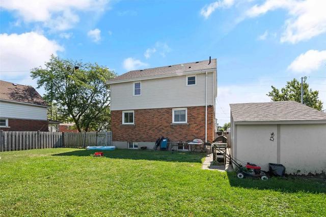 369 Carlton St, House detached with 3 bedrooms, 2 bathrooms and 3 parking in St. Catharines ON | Image 13