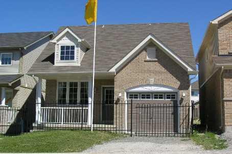 532 Luple Ave, House detached with 3 bedrooms, 2 bathrooms and 2 parking in Oshawa ON | Image 1