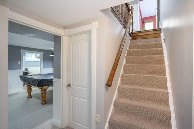 4 Medley Cres, House detached with 3 bedrooms, 2 bathrooms and 4 parking in Toronto ON | Image 20
