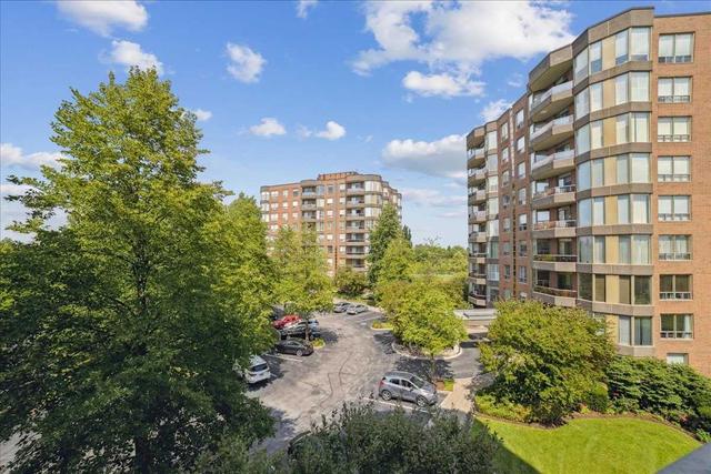 405 - 1901 Pilgrims Way, Condo with 2 bedrooms, 2 bathrooms and 1 parking in Oakville ON | Image 24