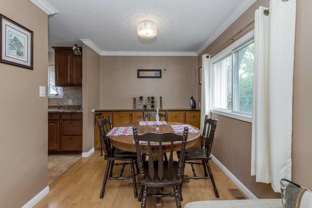 8 Locust Hill Crt, House detached with 2 bedrooms, 2 bathrooms and 2 parking in Innisfil ON | Image 13