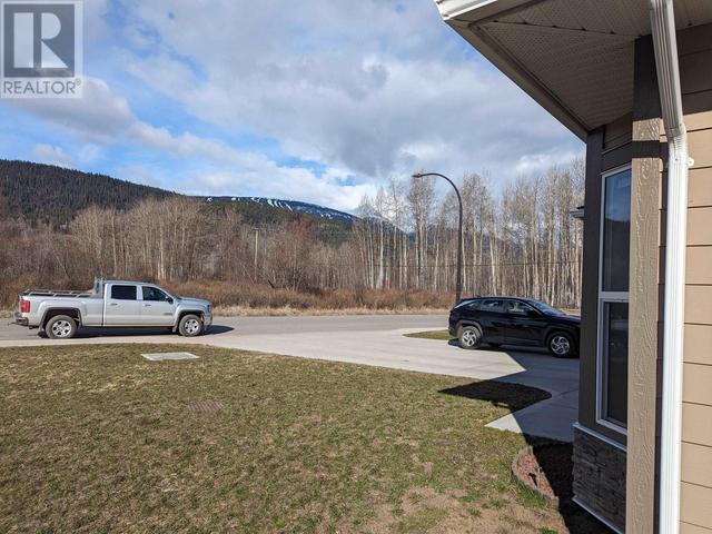102 - 3370 First Avenue, House attached with 3 bedrooms, 3 bathrooms and null parking in Smithers BC | Image 31