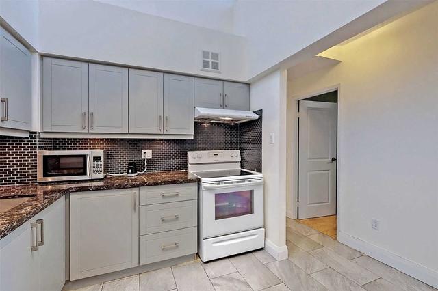 813 - 39 Kimbercroft Crt, Condo with 2 bedrooms, 2 bathrooms and 1 parking in Toronto ON | Image 6