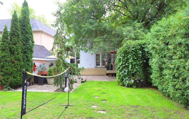 166 Holmes Ave, House detached with 4 bedrooms, 3 bathrooms and 6 parking in Toronto ON | Image 33