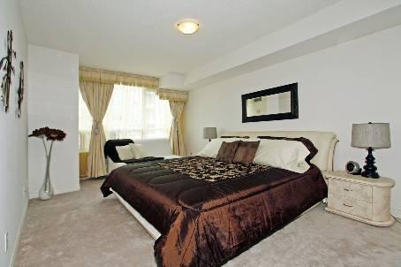 lph7 - 509 Beecroft Rd, Condo with 2 bedrooms, 2 bathrooms and 2 parking in Toronto ON | Image 8