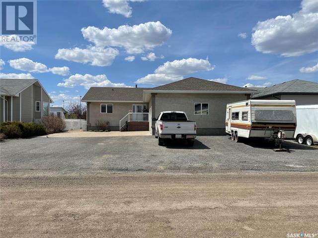 106 Park Street, House detached with 5 bedrooms, 3 bathrooms and null parking in Grand Coulee SK | Image 29