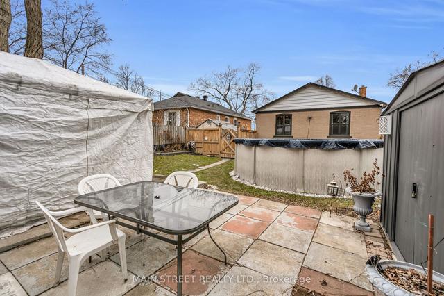 3 Exford Dr, House detached with 3 bedrooms, 2 bathrooms and 4 parking in Toronto ON | Image 19