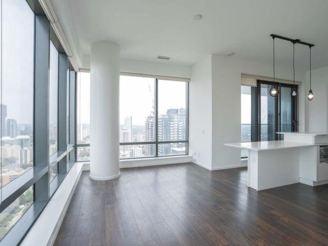 3110 - 5 St Joseph St, Condo with 2 bedrooms, 2 bathrooms and 1 parking in Toronto ON | Image 5