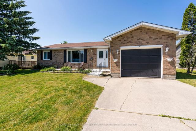 227 Cross St, House detached with 3 bedrooms, 2 bathrooms and 3 parking in Deseronto ON | Image 1
