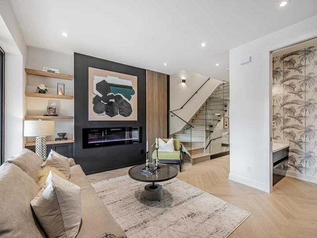 230 Garden Ave, House semidetached with 4 bedrooms, 5 bathrooms and 2 parking in Toronto ON | Image 34
