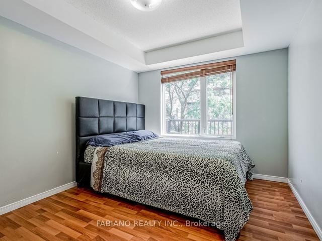 2016 - 3049 Finch Ave W, Townhouse with 1 bedrooms, 1 bathrooms and 1 parking in Toronto ON | Image 6