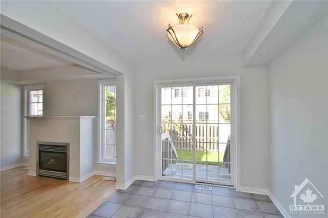 211 Idlewild Private, Townhouse with 3 bedrooms, 3 bathrooms and 2 parking in Ottawa ON | Image 10