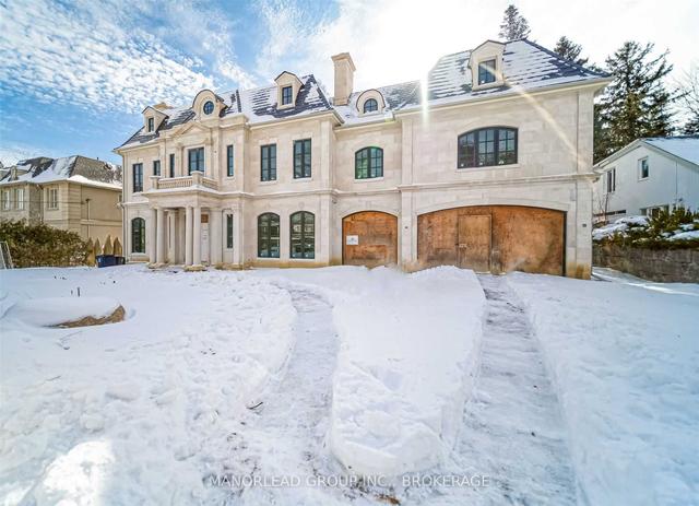 19 Royal Oak Dr, House detached with 7 bedrooms, 9 bathrooms and 8 parking in Toronto ON | Image 2