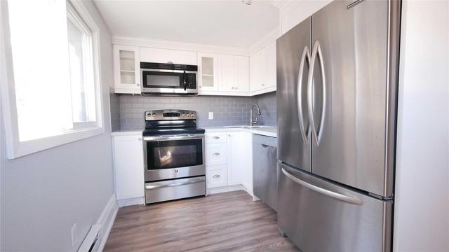 Unit 1 - 271 Albany Ave, House detached with 3 bedrooms, 2 bathrooms and null parking in Toronto ON | Image 2