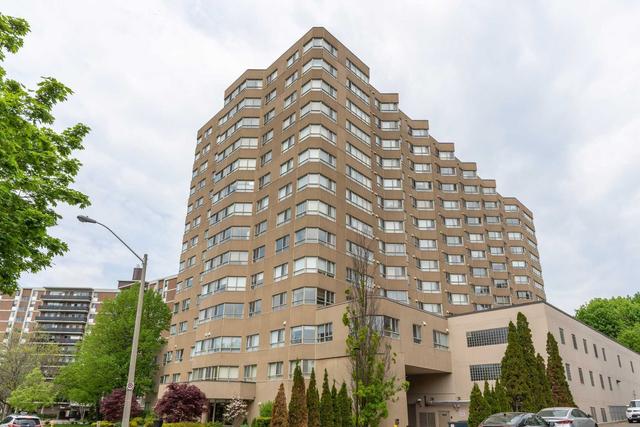 1214 - 4 Park Vista Cres, Condo with 1 bedrooms, 1 bathrooms and 1 parking in Toronto ON | Image 12